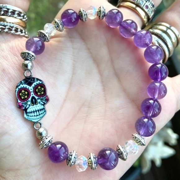 π΄β SALE ! red dot items are 2 for $25 . Bundle more than 3 and its $10 each π - Picture 5 of 15